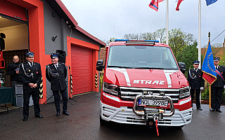 Nowe samochody ratowniczo-gaśnicze trafiły do ochotników z Klebarka Wielkiego i Barczewa